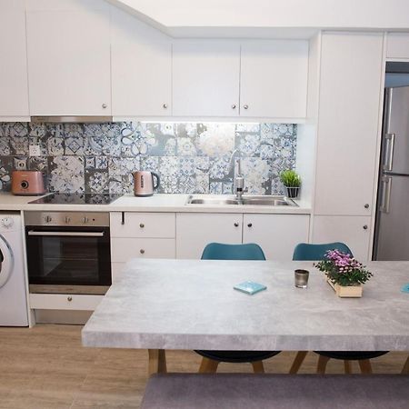 Stylish, Comfortable, Basement Loft-Like Apartment With Amenities Athènes Extérieur photo