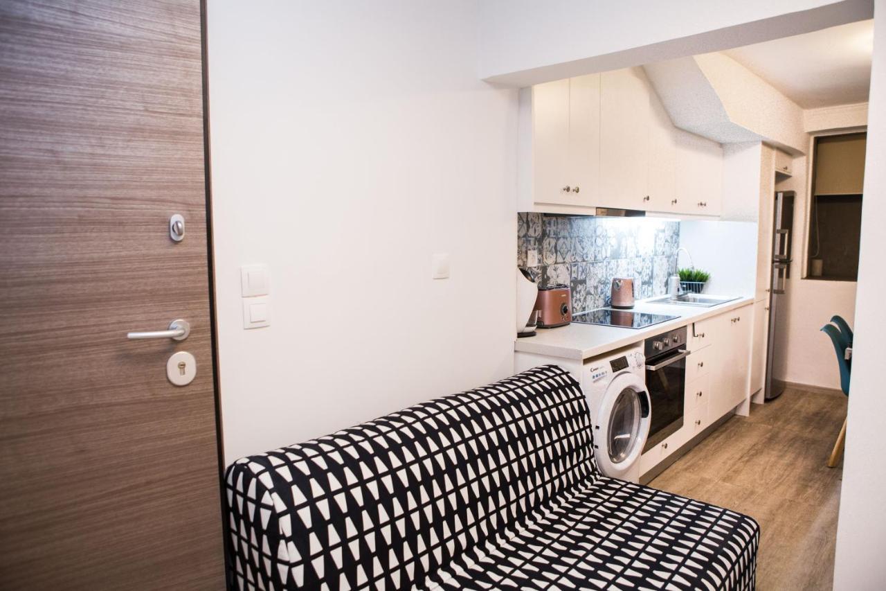 Stylish, Comfortable, Basement Loft-Like Apartment With Amenities Athènes Extérieur photo