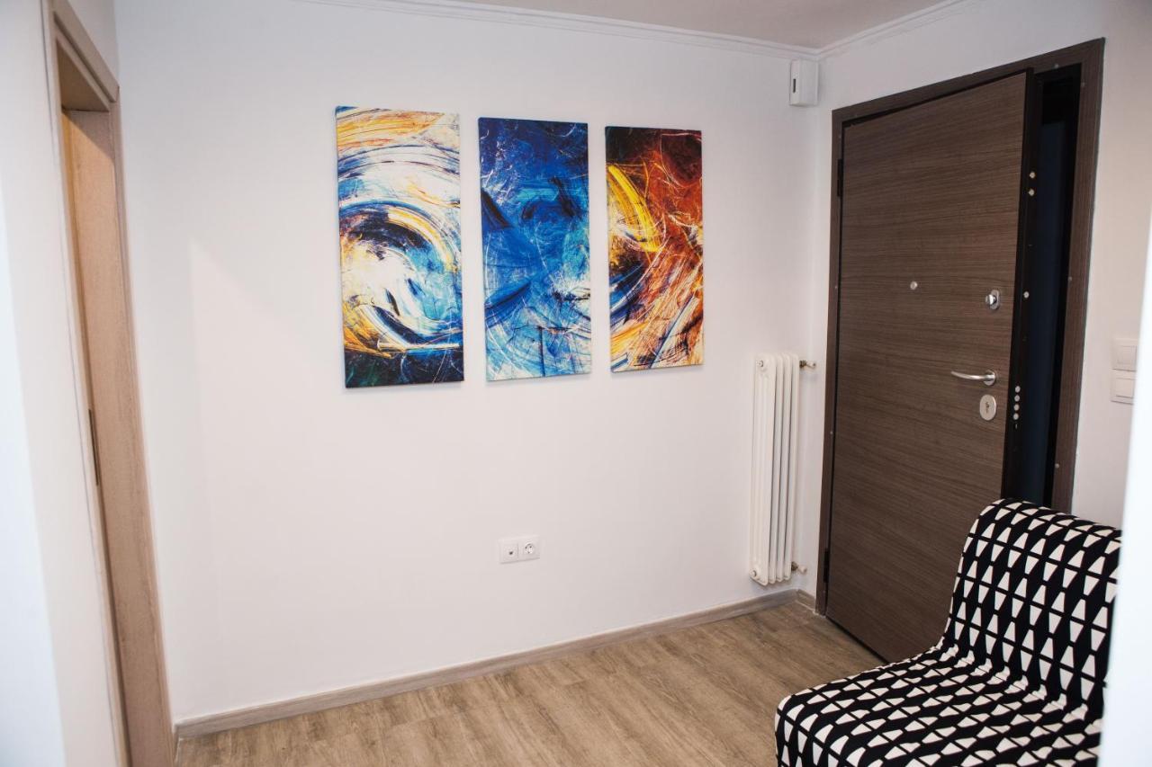 Stylish, Comfortable, Basement Loft-Like Apartment With Amenities Athènes Extérieur photo