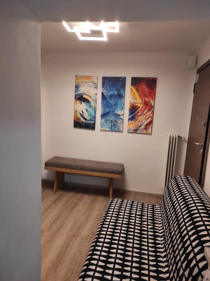 Stylish, Comfortable, Basement Loft-Like Apartment With Amenities Athènes Extérieur photo