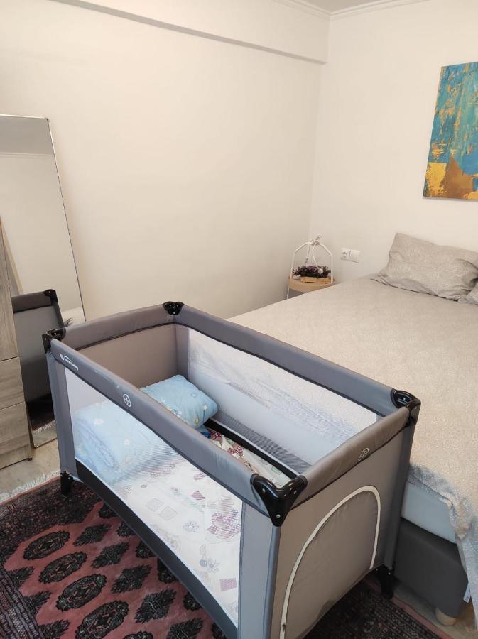 Stylish, Comfortable, Basement Loft-Like Apartment With Amenities Athènes Extérieur photo