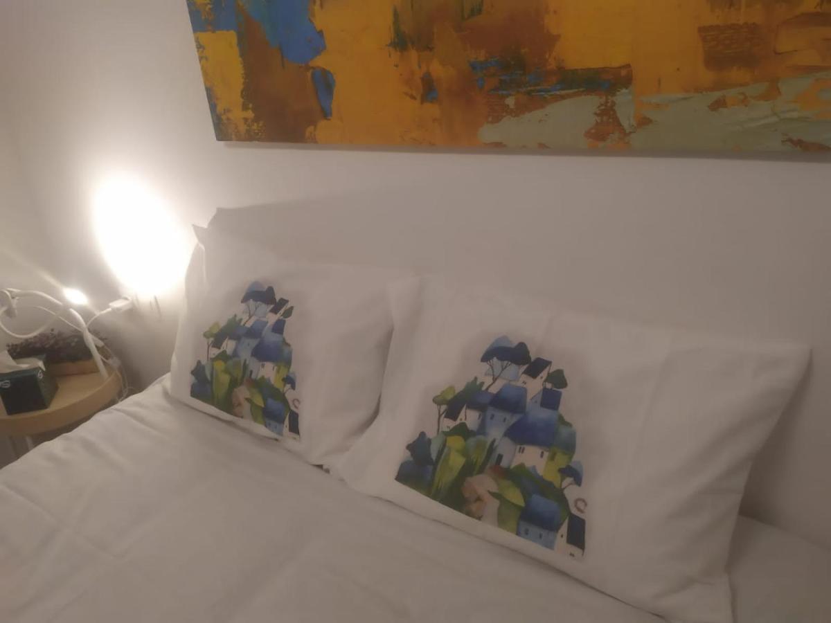 Stylish, Comfortable, Basement Loft-Like Apartment With Amenities Athènes Extérieur photo