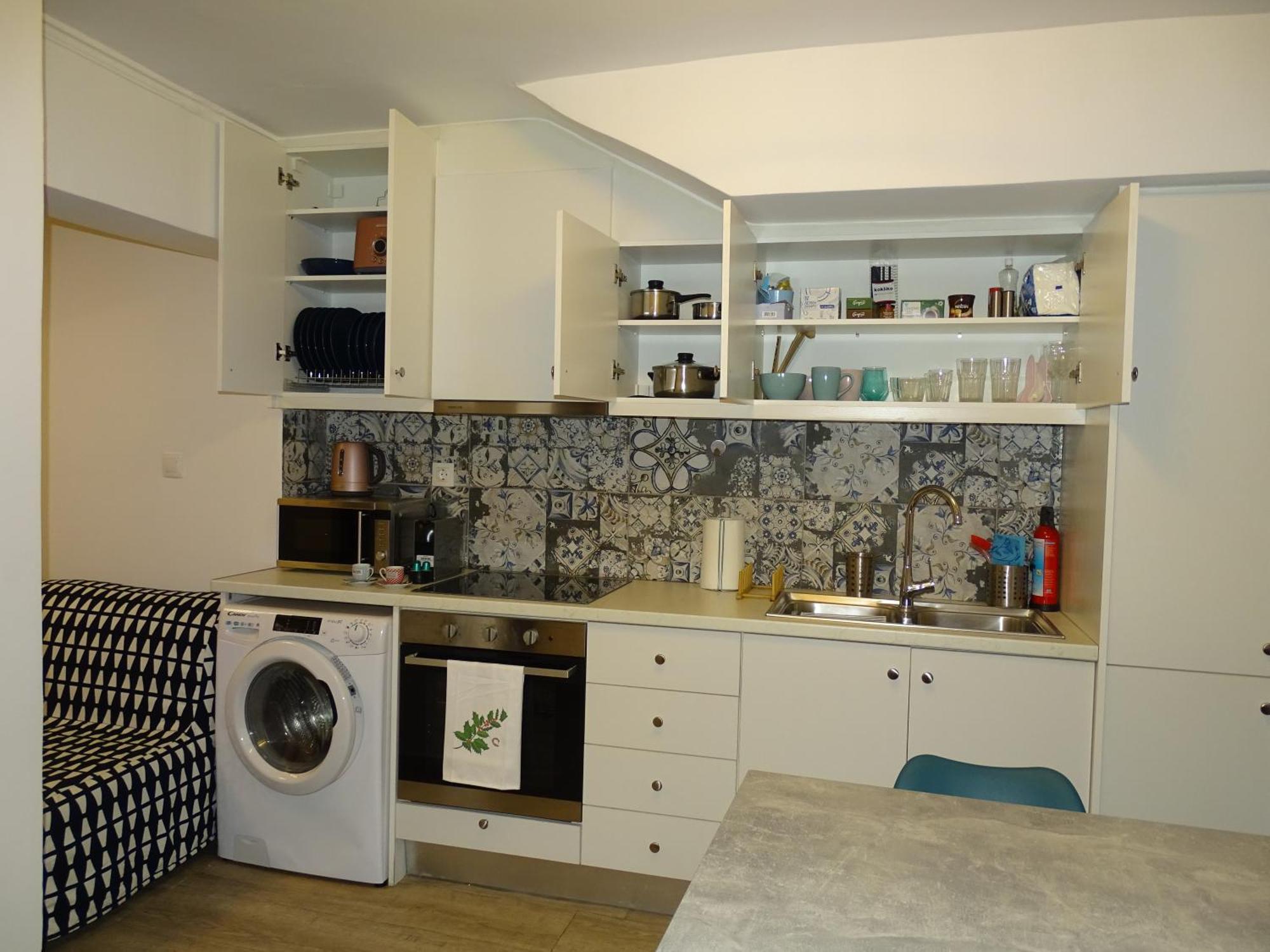 Stylish, Comfortable, Basement Loft-Like Apartment With Amenities Athènes Extérieur photo